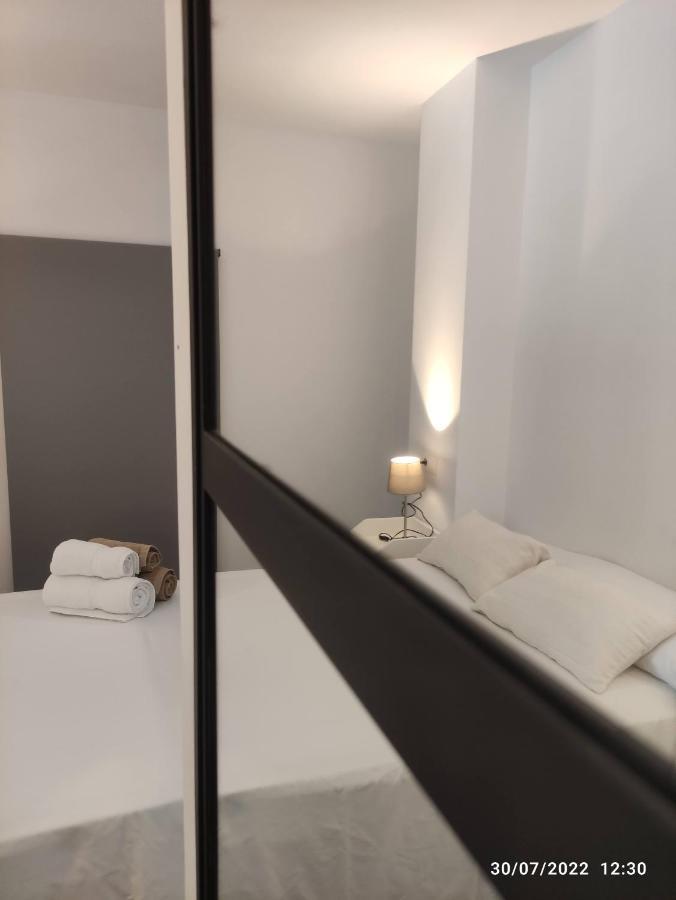 Complejo Pinta18 At1, At2 Y At3 Lejlighed Sevilla Eksteriør billede